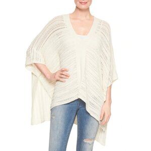 GAP Womens S/M Crochet Open-Front Poncho Ivory